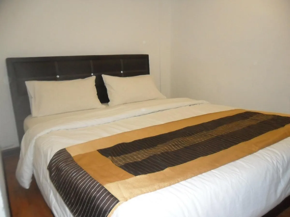 **  Malacca Taj Grand Hotel מלזיה
